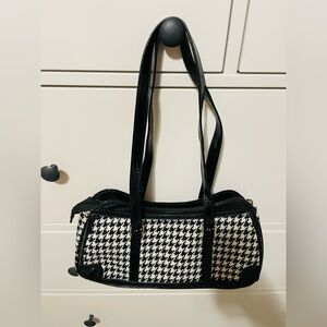 Ricki's Black and White Houndstooth Shoulder Bag